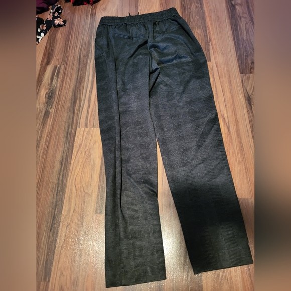 Gray Patterned Reitmans the modern stretch pants - Picture 2 of 5